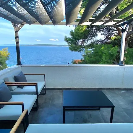Nautilus-bay With 5 Rooms, On The Beach, For 2-9 Persons בית נופש זבלה