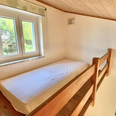 Nautilus-bay With 5 Rooms, On The Beach, For 2-9 Persons זבלה