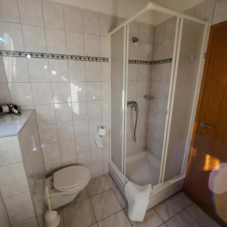 Nautilus-bay With 5 Rooms, On The Beach, For 2-9 Persons *